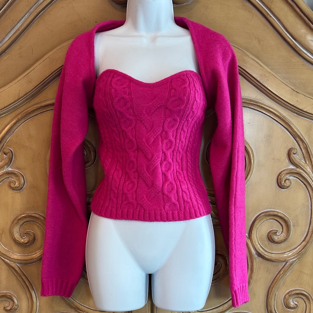 NWT WAYF Vibrant Pink Cable Knit Sweater Bustier and shrug set